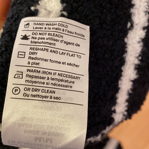 Vince Striped Waffle Stitch Crew Sweater in Coastal/Optic White. Medium. - Picture 9 of 9